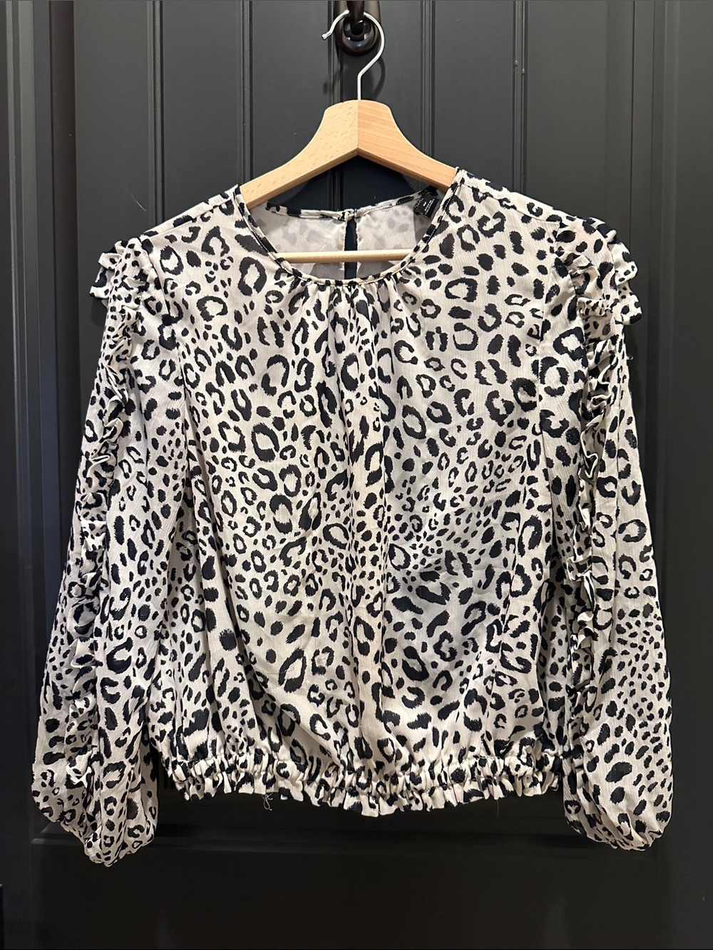 Ann Taylor Leopard Print Long-Sleeve Blouse in Cream and Black MP